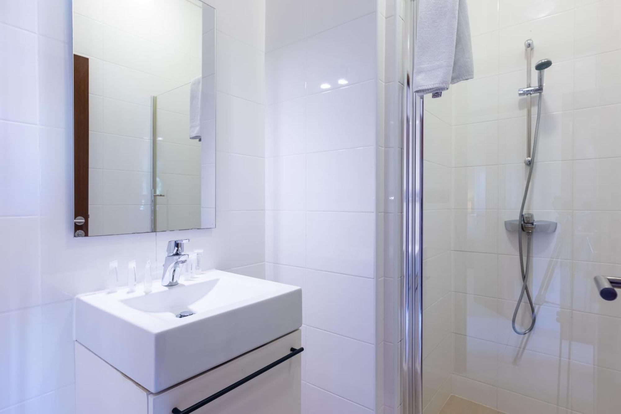 Spanish Water Apartments Вилемстад Стая снимка
